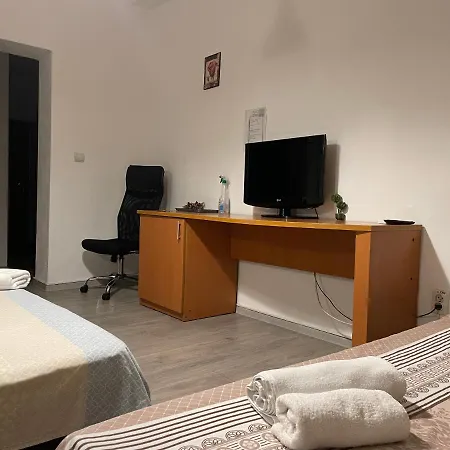 Piata Amzei Nr.1 * 布加勒斯特